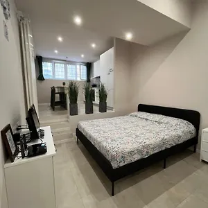 Appartamento Monolocale Piazza Gambara M1, Milano
